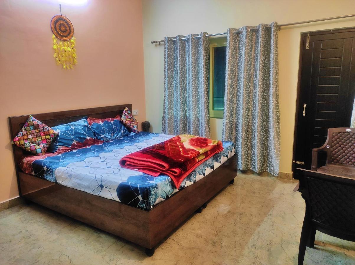 Anandam Home Stay Rishikesh Exterior photo